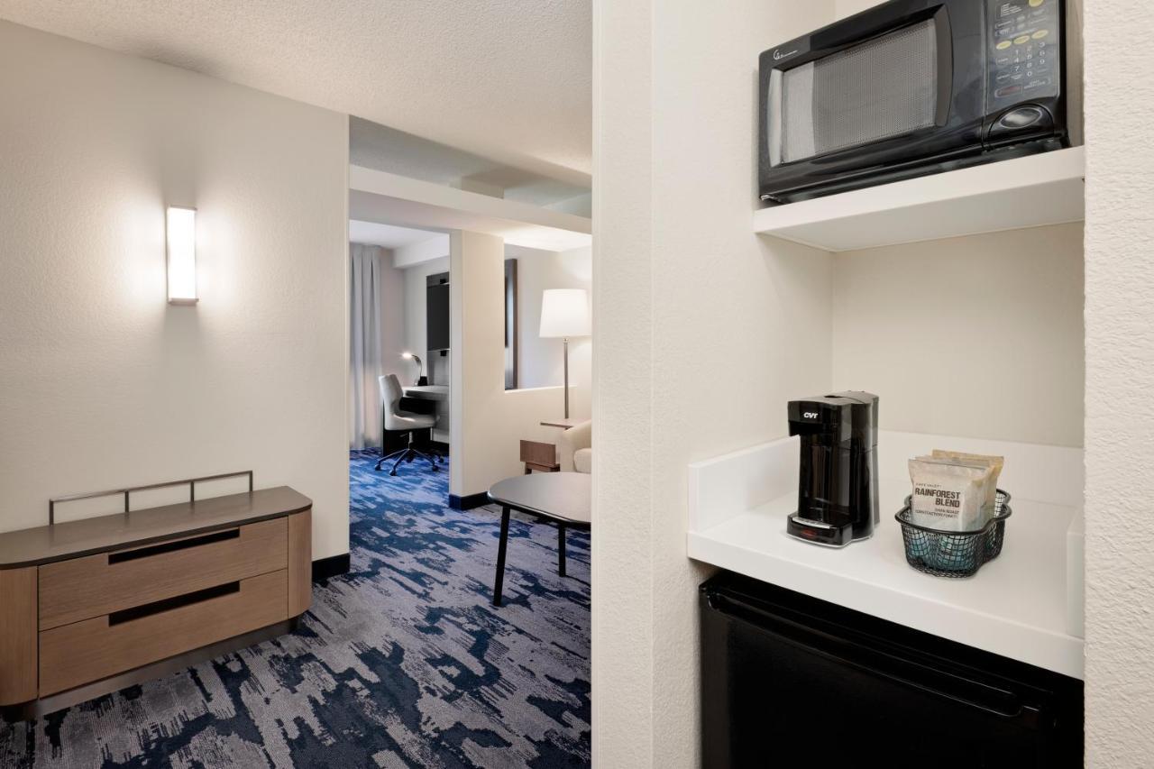 Fairfield Inn And Suites Вілсон Екстер'єр фото